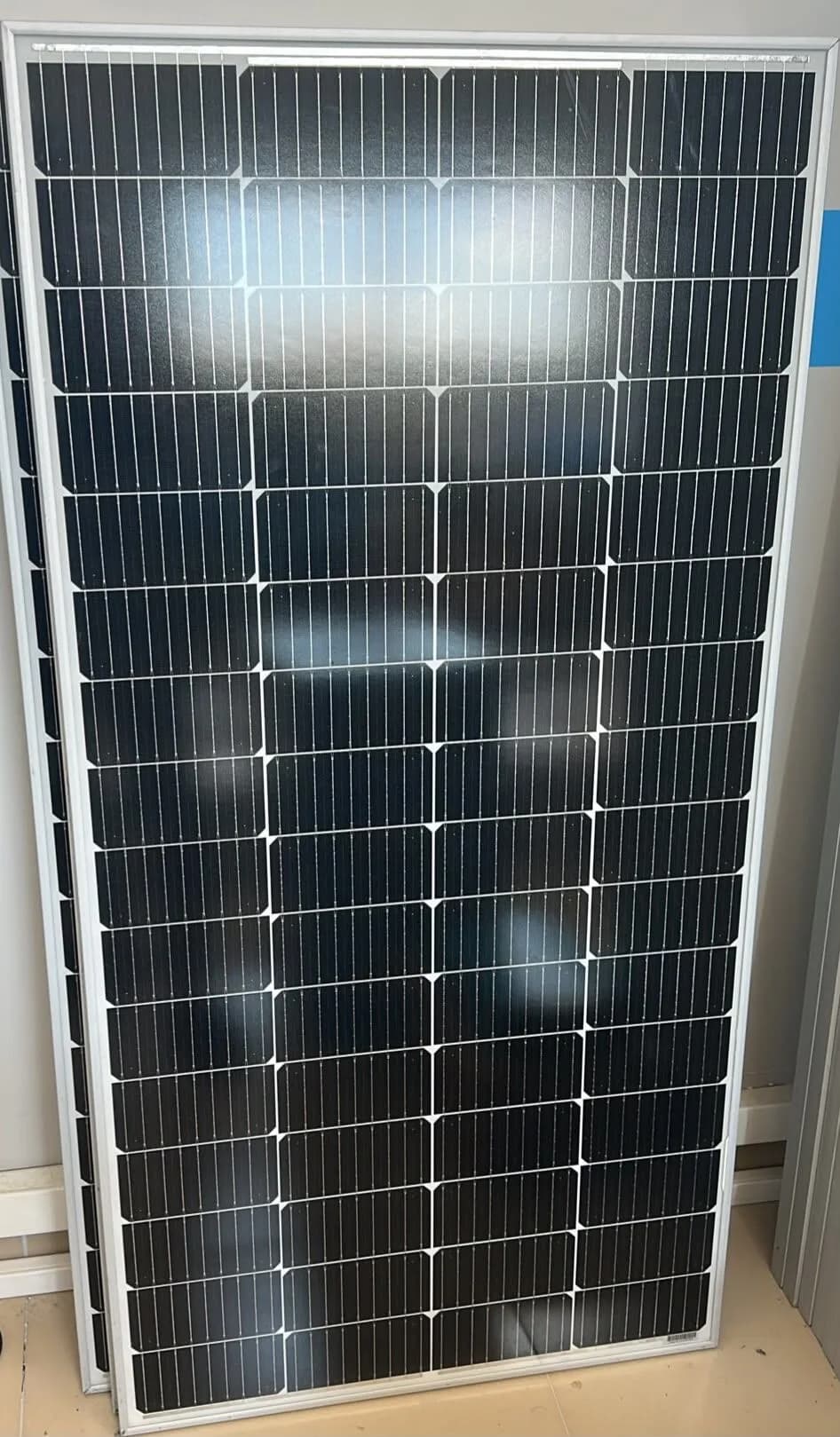 Megacell 220W PREMIUM Mono Half CUT Kristal Hücreli 10 Busbar Güneş Paneli